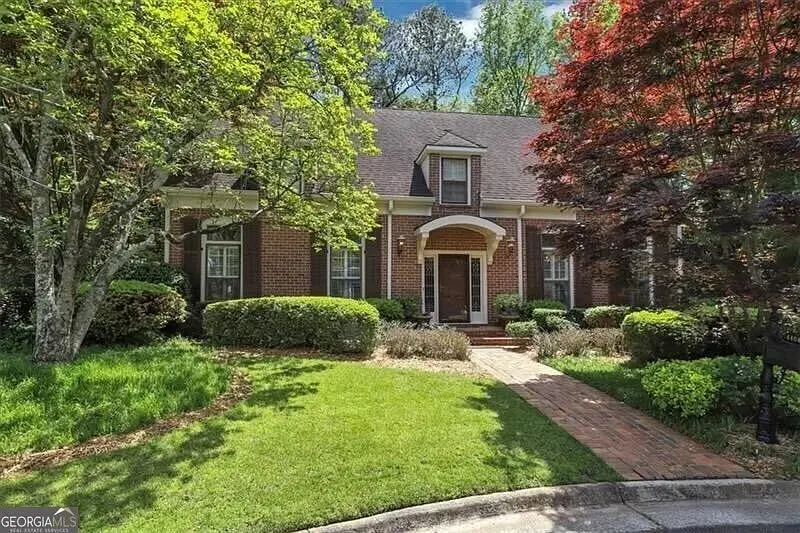House Painting - Residential Painting in Atlanta GA by Gramajos